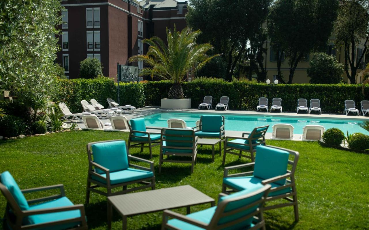 Hotel Benaco Desenzano del Garda Eksteriør billede