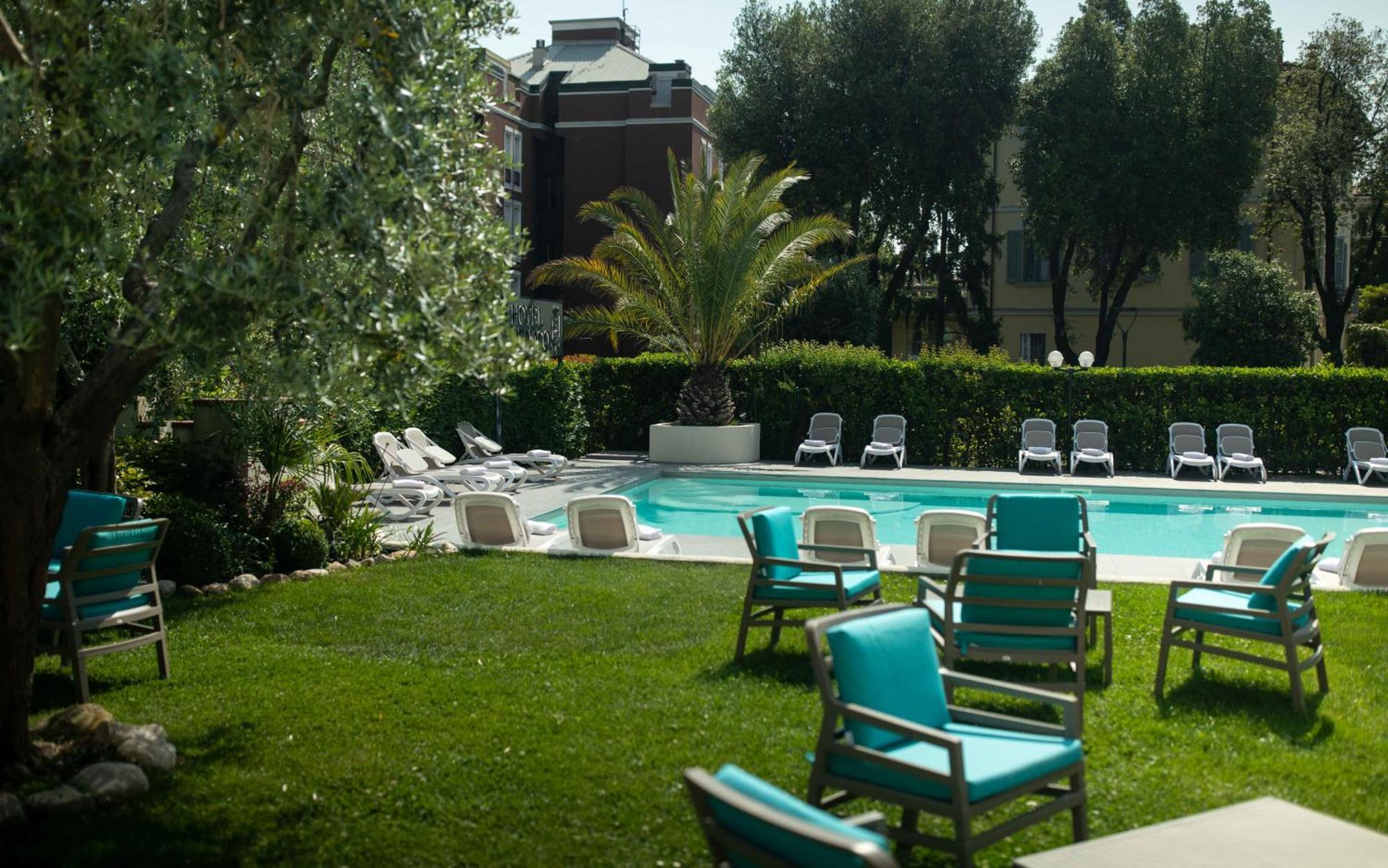 Hotel Benaco Desenzano del Garda Eksteriør billede