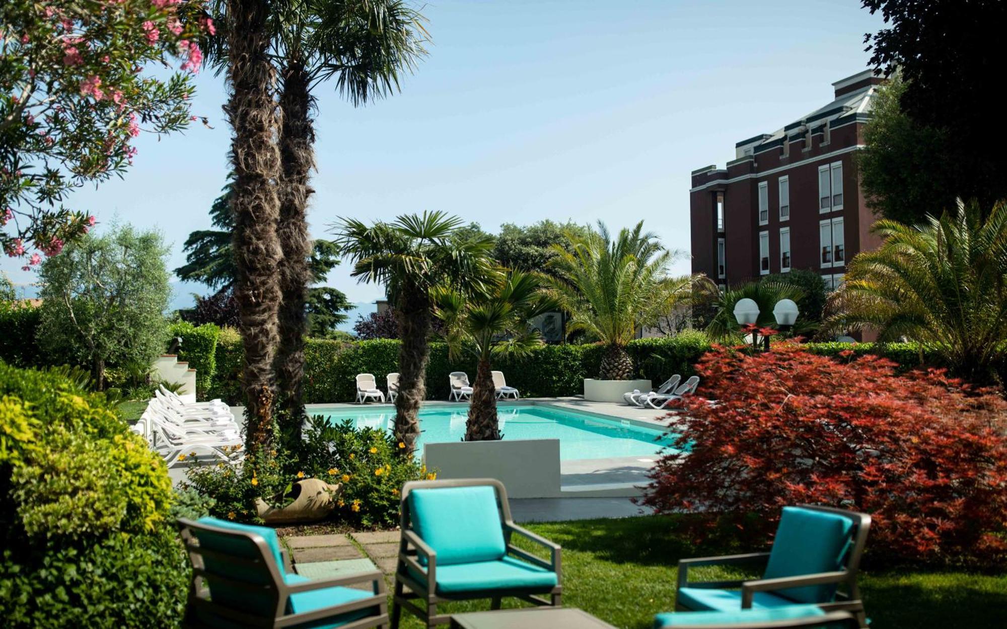 Hotel Benaco Desenzano del Garda Eksteriør billede